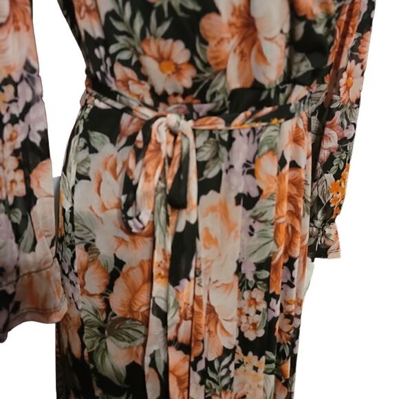 STELLA & JULIE Floral V Neck Dress Size 12 NWOT - Picture 7 of 10